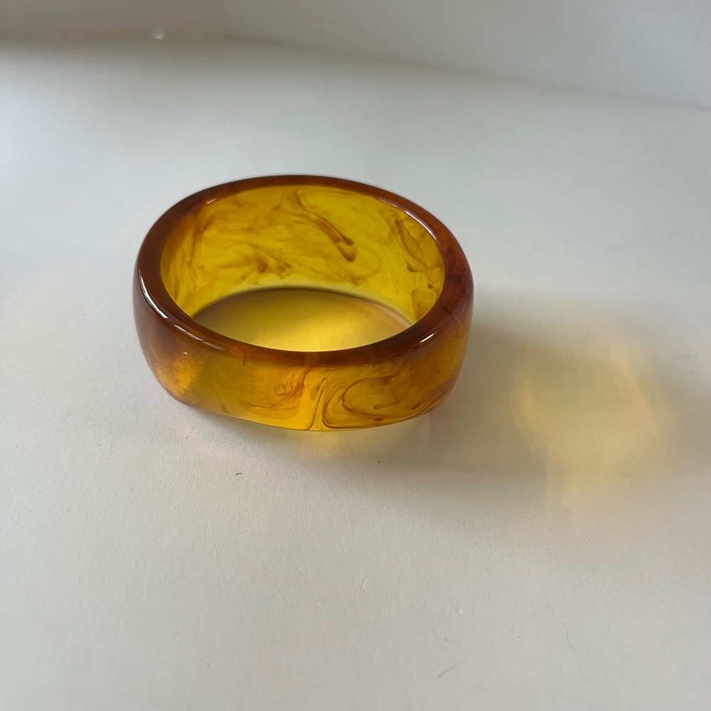 Vintage Chunky Art Deco Amber Bangle Bracelet Translucent Swirl 3" - Picture 4 of 7